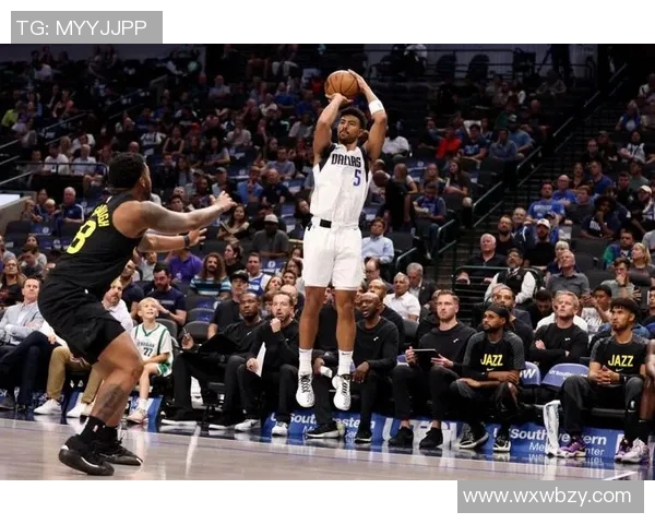 格兰姆斯对旧主砍下28分华盛顿贡献29分12篮板独行侠遗憾负于76人